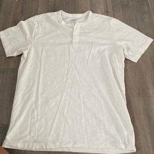 Men's Old Navy White Shirt